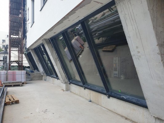 Perete Cortina Inclinat Bucuresti 0 perete-cortina-inclinat-bucuresti-0